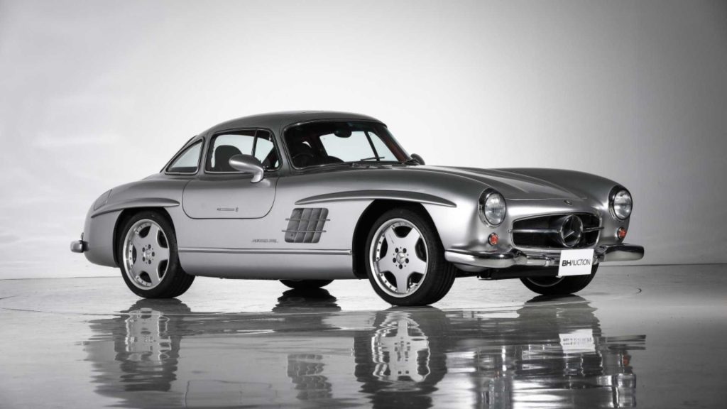 Mercedes-Benz 300 SL Gullwing "Alloy Body"