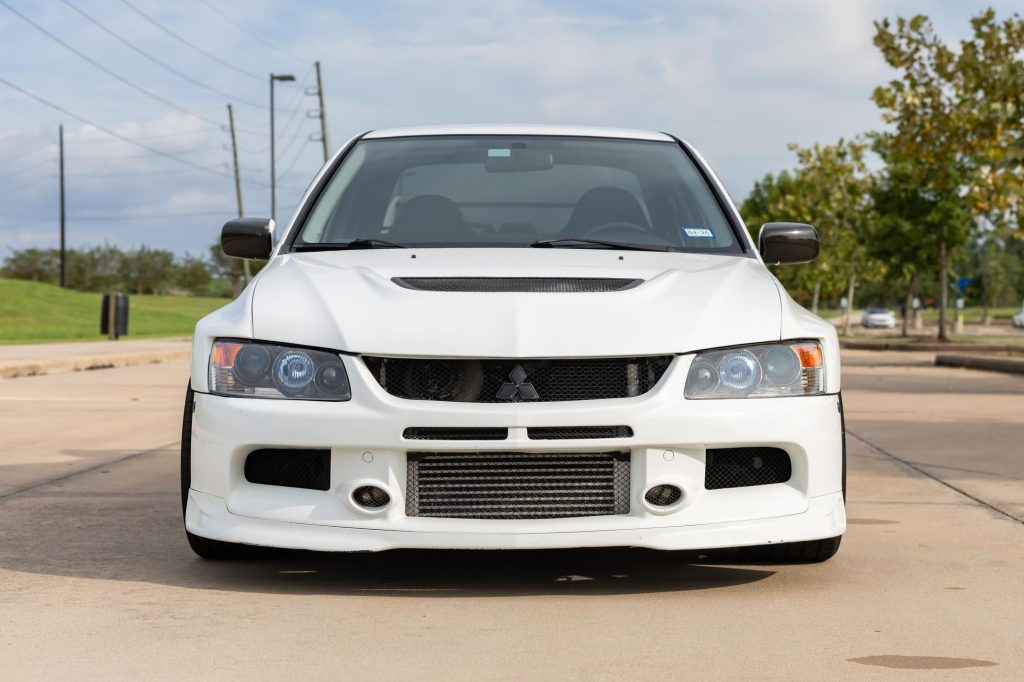 Mitsubishi Lancer Evolution IX